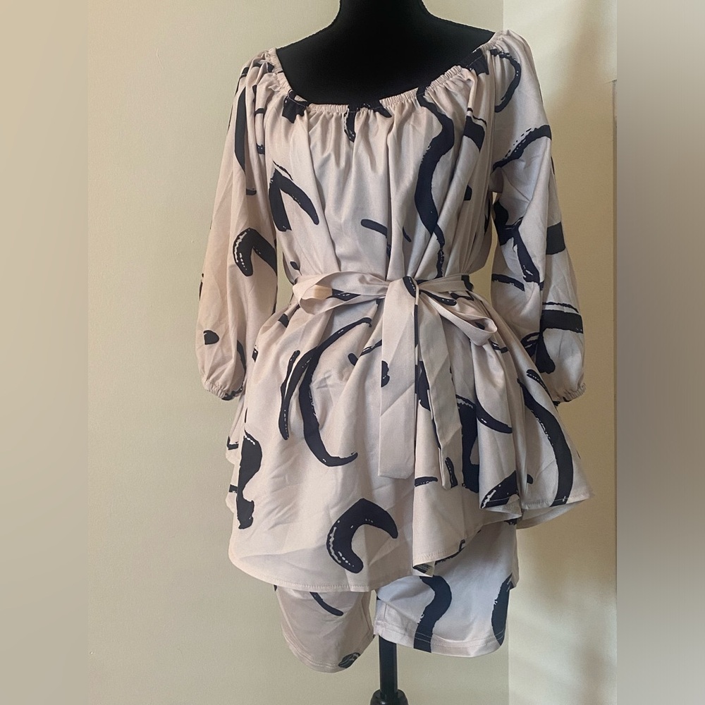 2 Piece Short Set NWOT